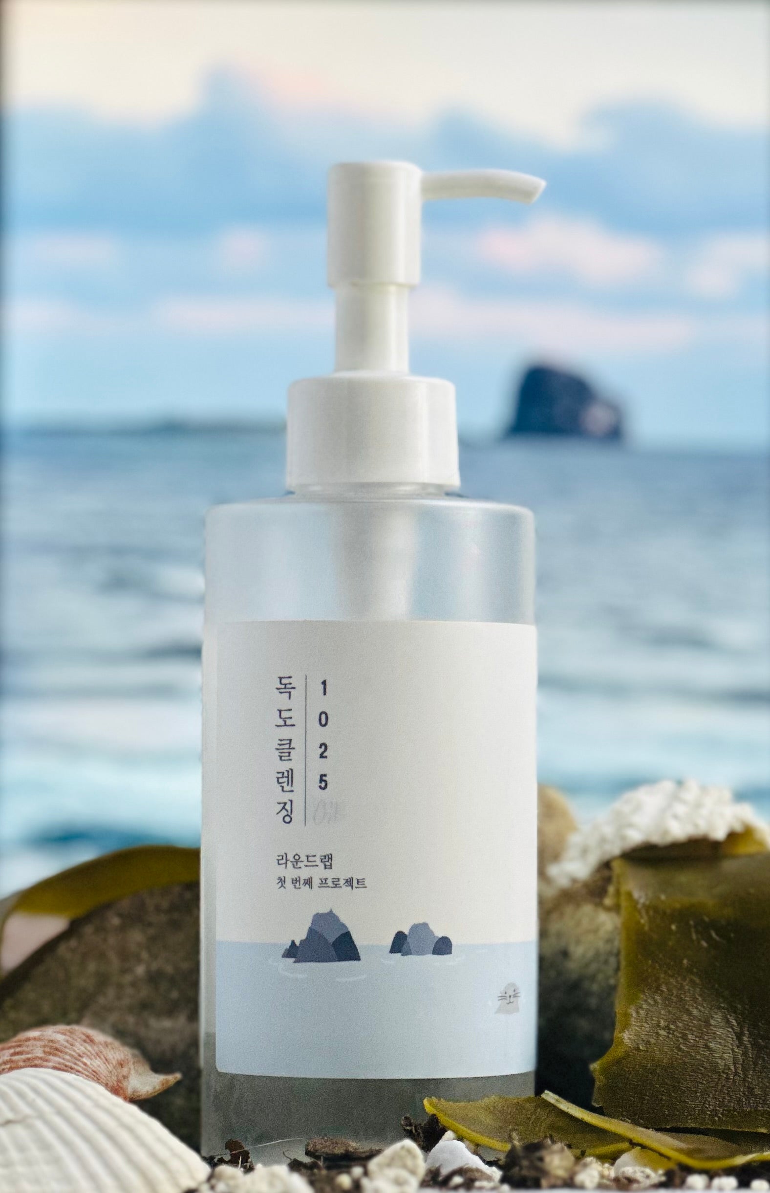 Round Lab Dokdo Cleansing Oil 200ml