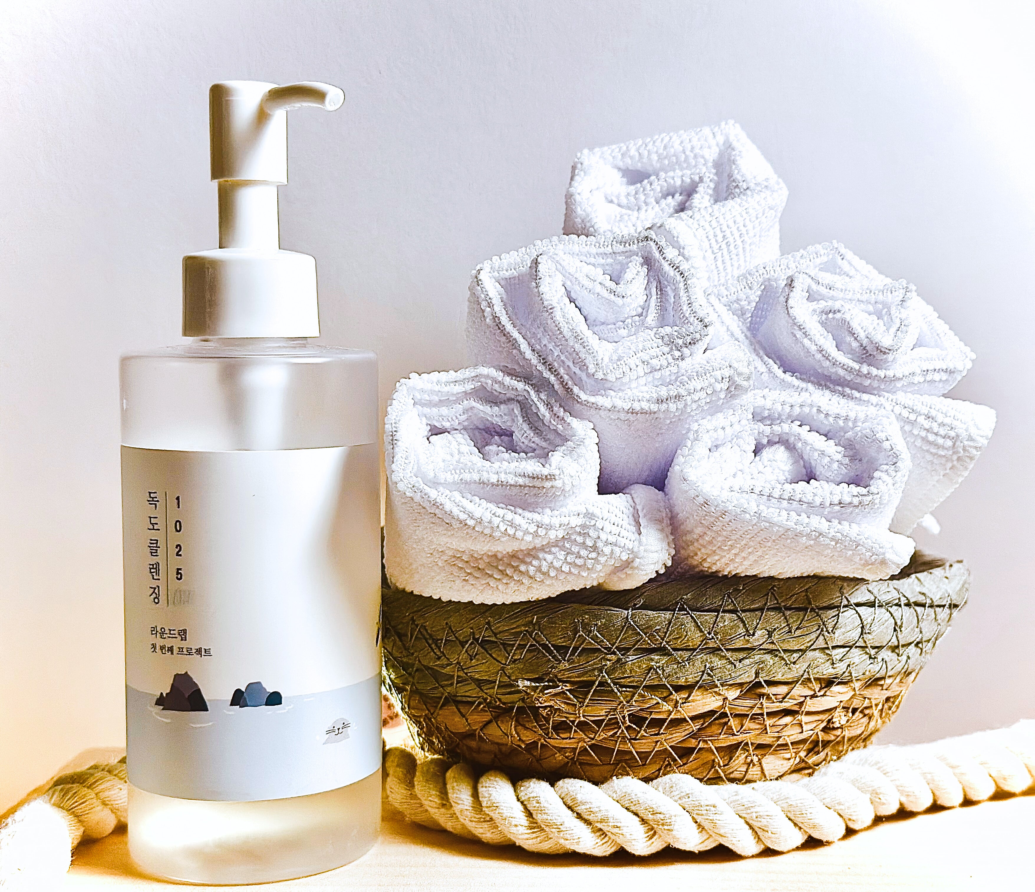 Round Lab Dokdo Cleansing Oil 200ml